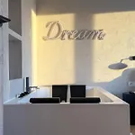 Urban Global - Jacuzzi -8th Floor No 03 - Free Garage - Luxury Apartment