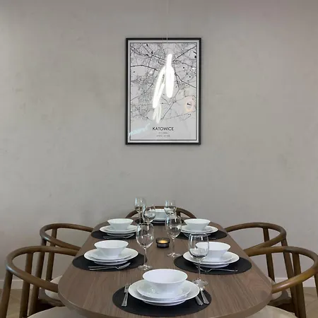 Urban Global, Jacuzzi, Floor 8th No 03, Garage, Self Check-in, No Deposit Appartamento *