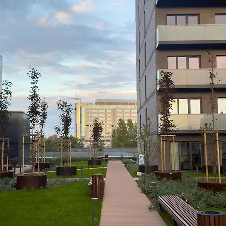 Urban Global, Jacuzzi, 8th Floor No 03, Free Garage, Self Check-in, No Deposit *