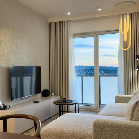 Urban Global - Jacuzzi - 8th Floor No 03 - Air Condition - Balcony - Free Garage - Luxury * Katowice