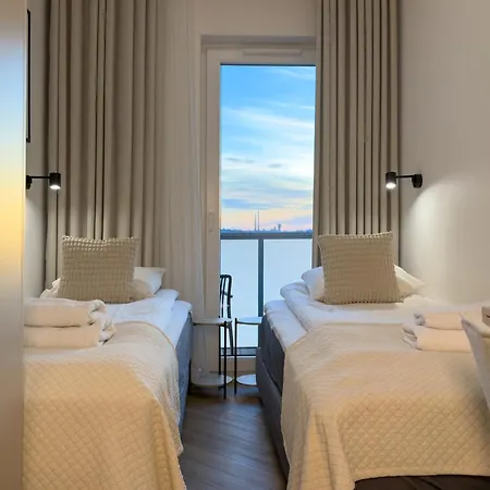 Apartment Urban Global - Jacuzzi - 8th Floor No 03 - Air Condition - Balcony - Free Garage - Luxury