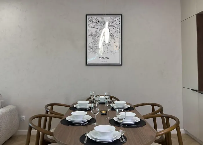 Urban Global, Jacuzzi, 8th Floor No 03, Free Garage, Self Check-in, No Deposit Apartament *