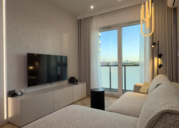 Apartament Urban Global, Jacuzzi, 8th Floor No 03, Free Garage, Self Check-in, No Deposit