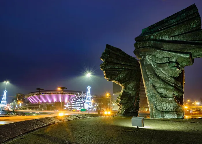 דירה Urban Global, Jacuzzi, 8th Floor No 03, Free Garage, Self Check-in, No Deposit