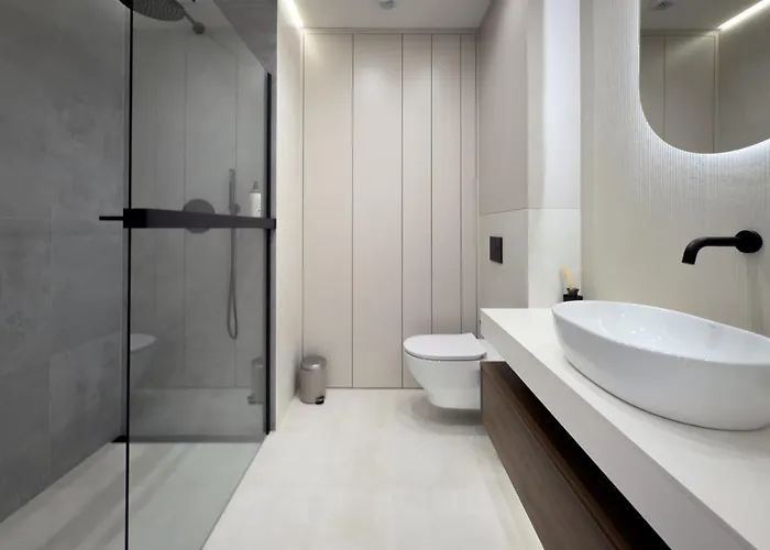 Urban Global, Jacuzzi, 8th Floor No 03, Free Garage, Self Check-in, No Deposit * Katowice