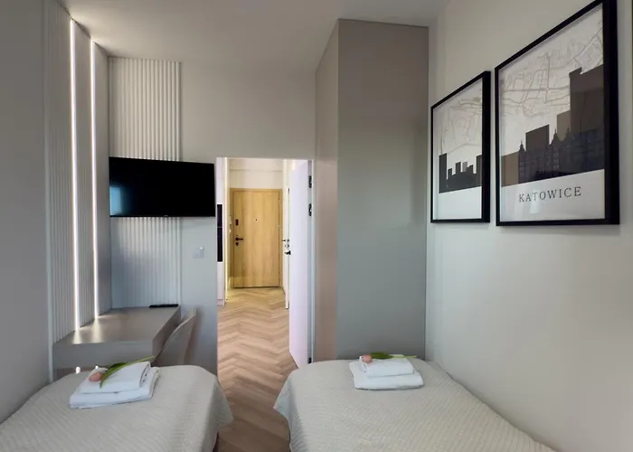 Apartament Urban Global, Jacuzzi, 8th Floor No 03, Free Garage, Self Check-in, No Deposit Katowice