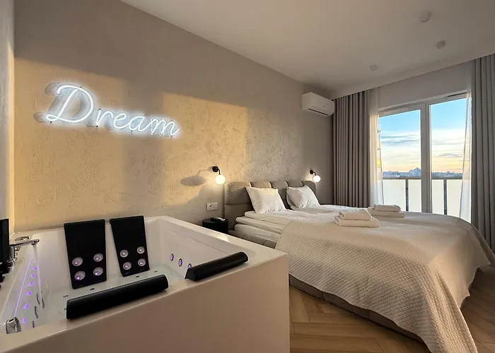 Apartament Urban Global, Jacuzzi, 8th Floor No 03, Free Garage, Self Check-in, No Deposit *